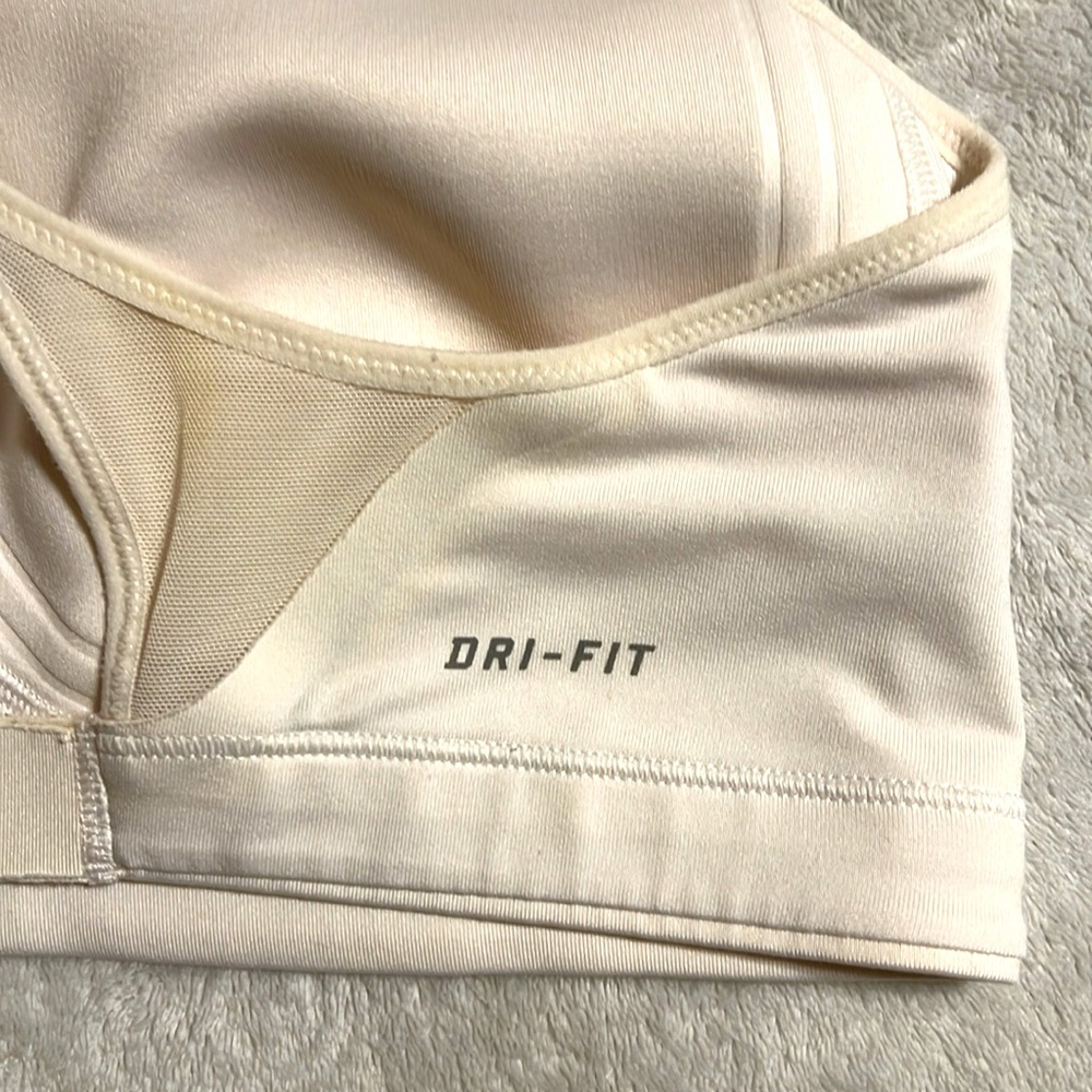 NIKE. DRI-FIT. white Woman Sport Bra. Size L, runs like M. Tags are removed. - Picture 3 of 6